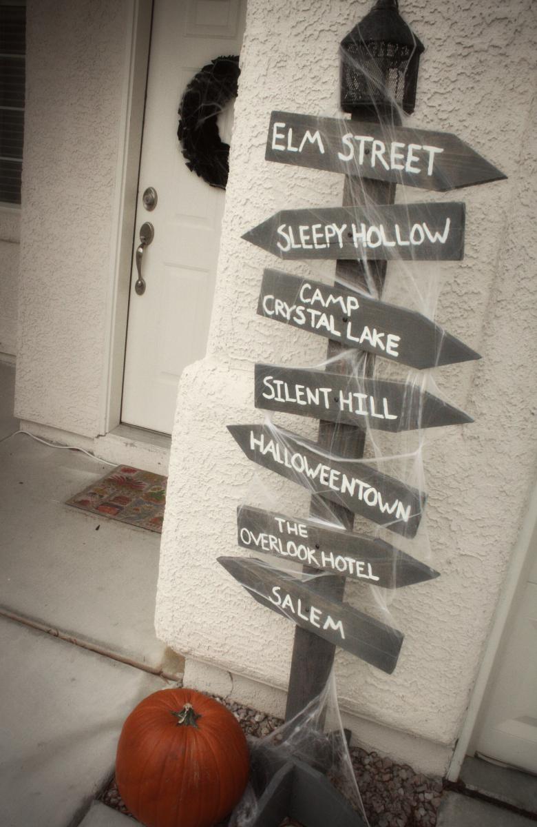 Halloween Sign